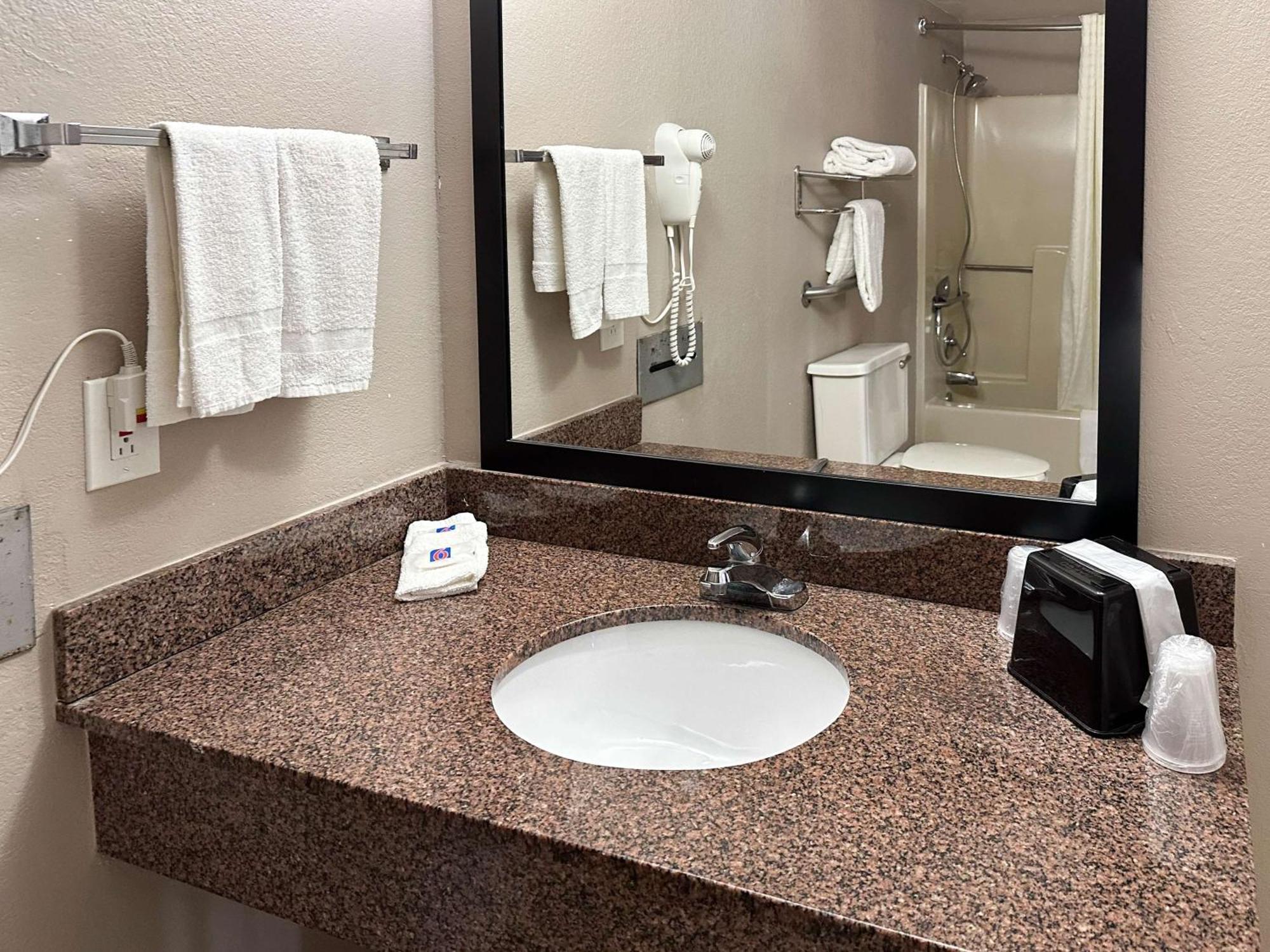 Motel 6 Atlanta Ga Atlanta Airport East ภายนอก รูปภาพ